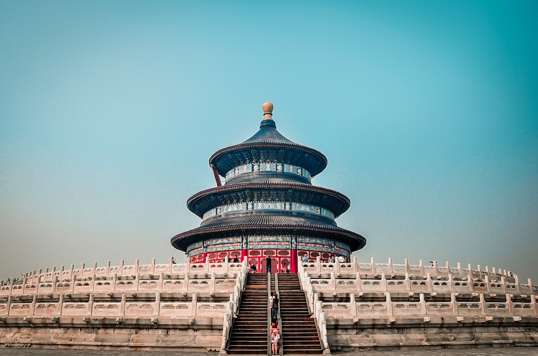 Chinese Citizens Forming a Company in Singapore